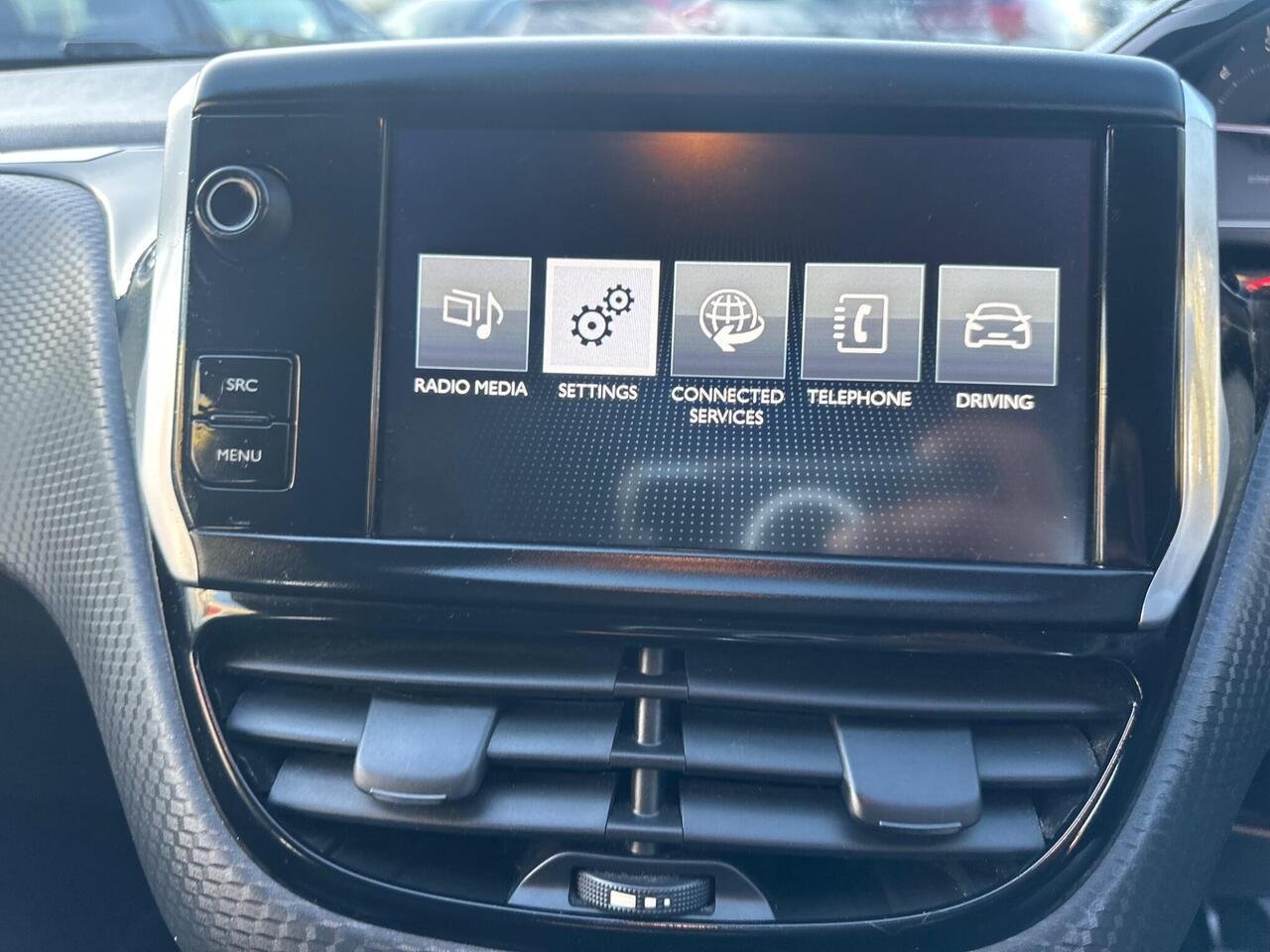 Peugeot 208 AE17UXB