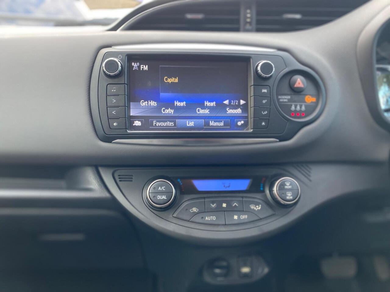 Toyota Yaris BF64RYA