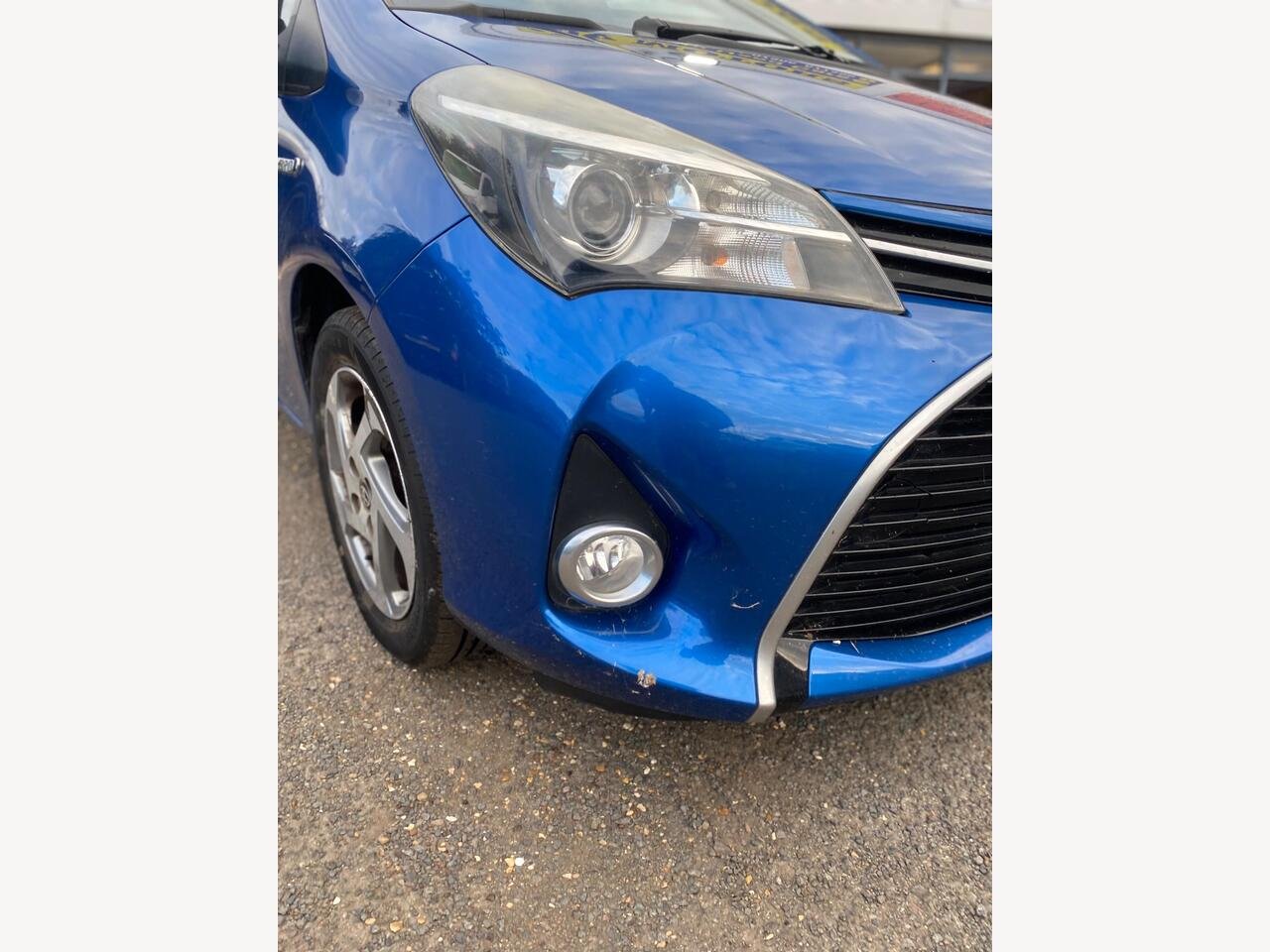 Toyota Yaris BF64RYA