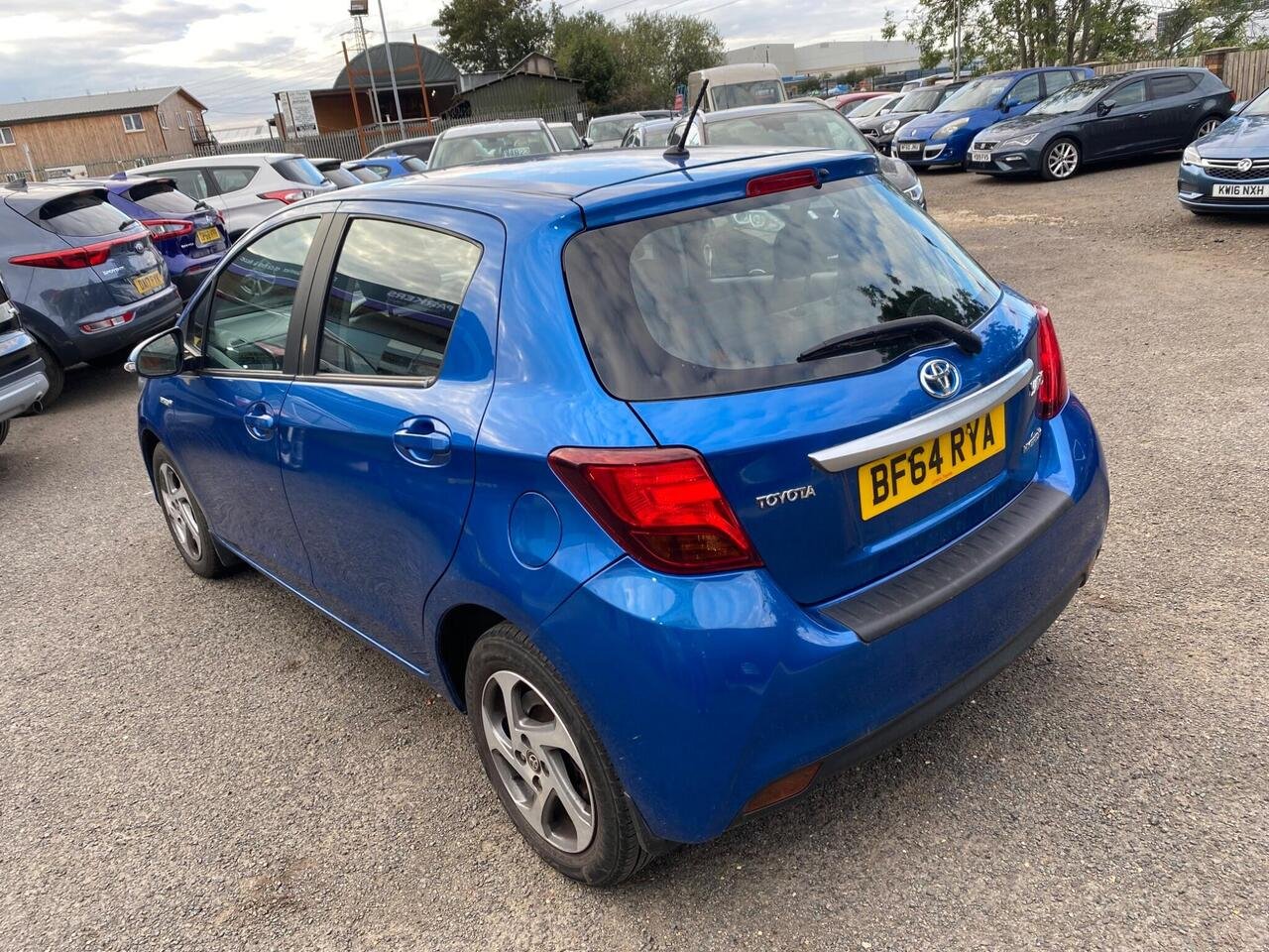 Toyota Yaris BF64RYA