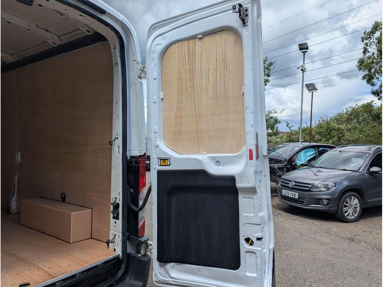 Ford Transit KY18LLV