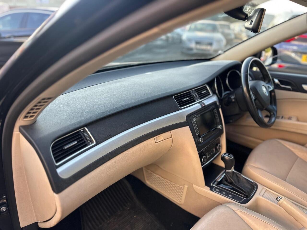 Skoda Superb CV63VNU
