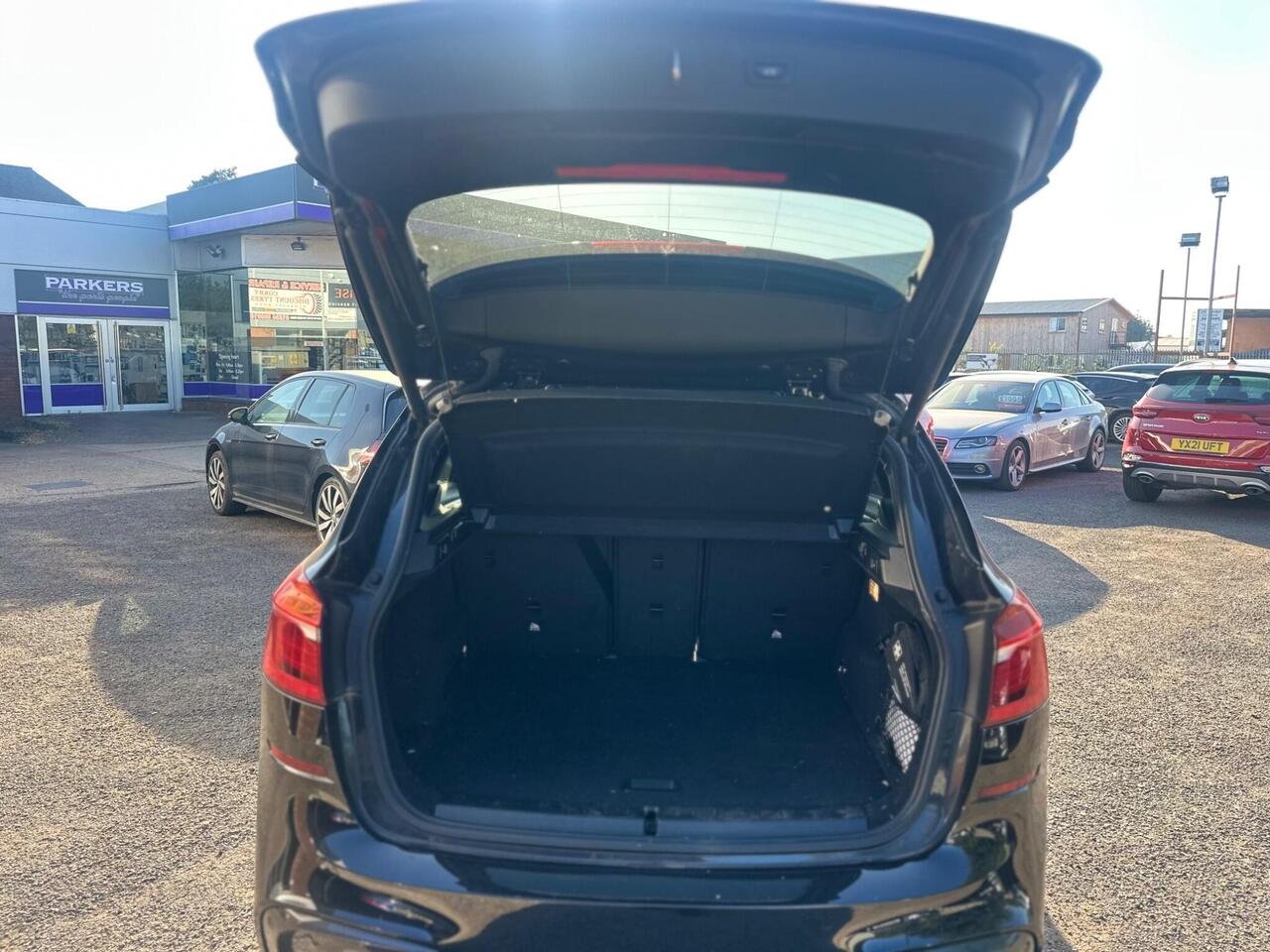BMW 2 Series Active Tourer YF19EZY