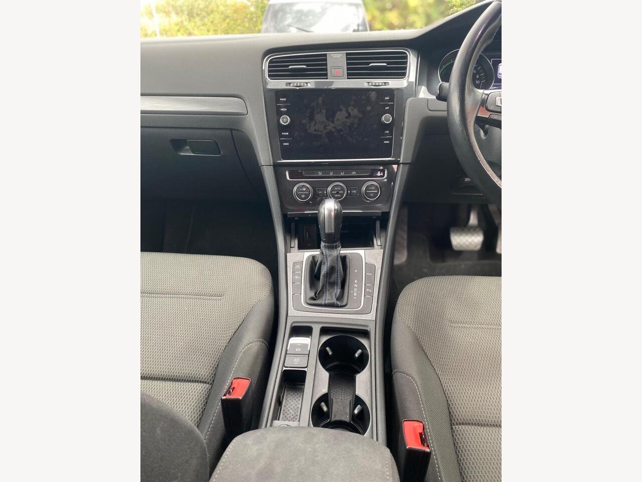 Volkswagen e-Golf VK70WYF