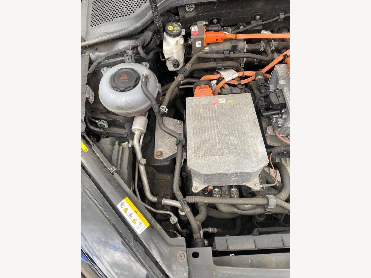 Volkswagen e-Golf VK70WYF