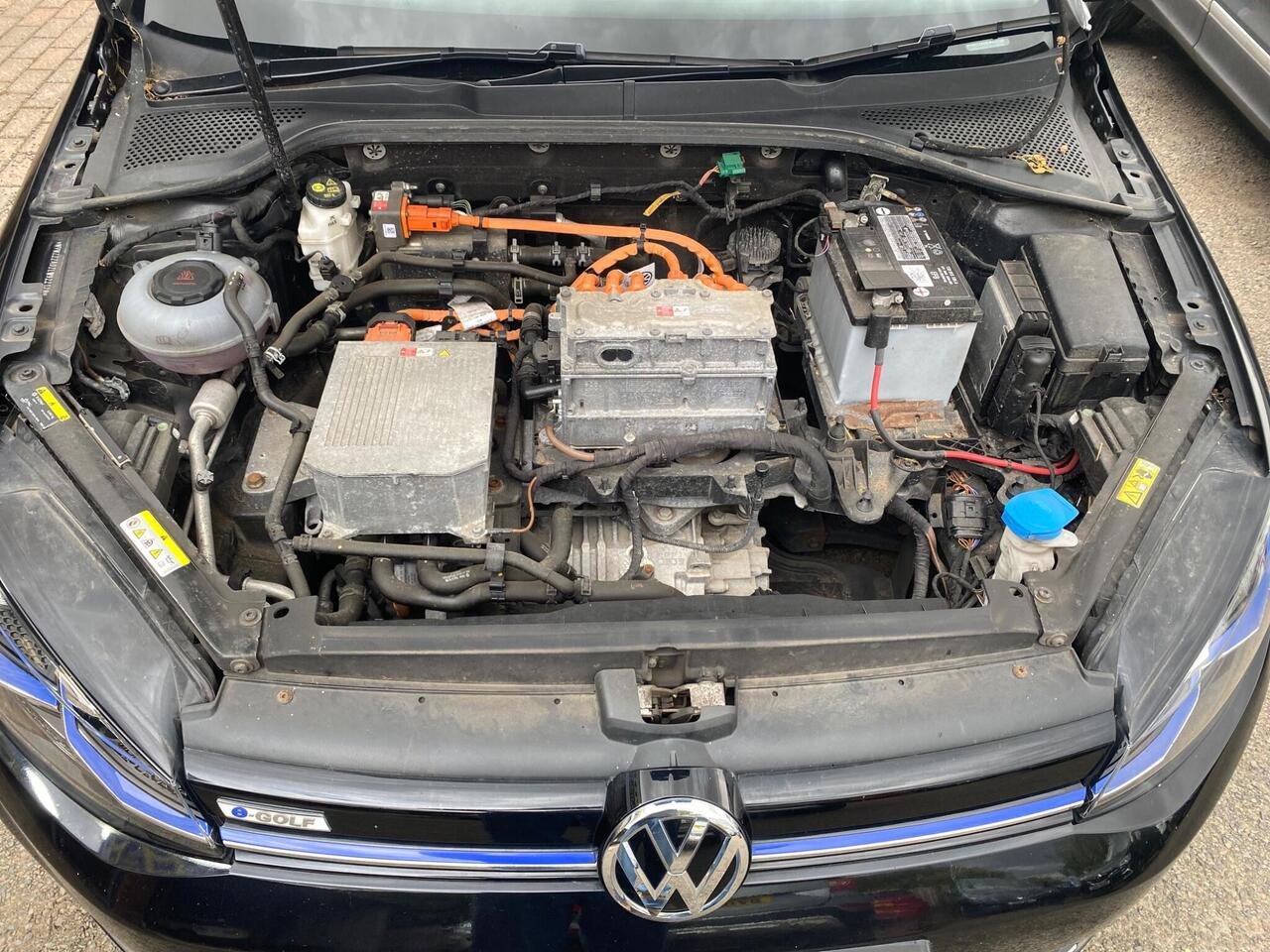 Volkswagen e-Golf VK70WYF