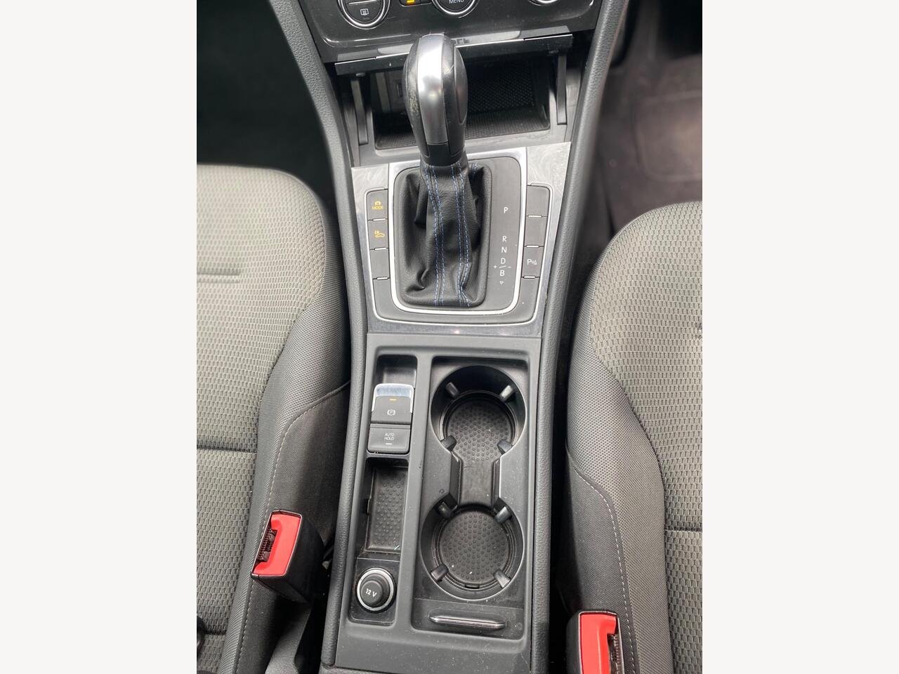 Volkswagen e-Golf VK70WYF