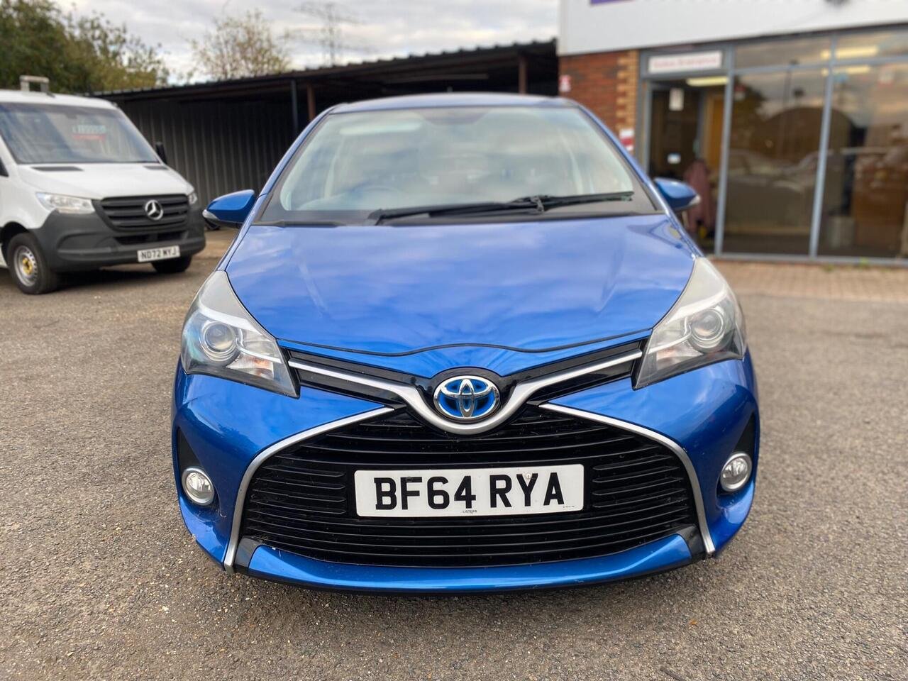 Toyota Yaris BF64RYA